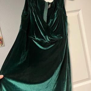 Sexy green velvet pinup dress